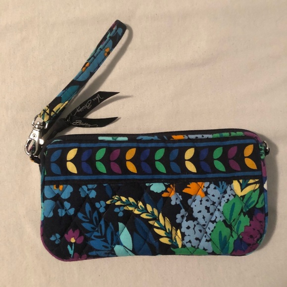 Vera Bradley Handbags - Vera Bradley Wristlet